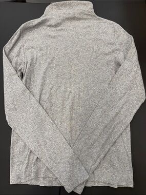 Women’s Lightweight Long-Sleeve Turtle Neck Shirt - Heather Gray